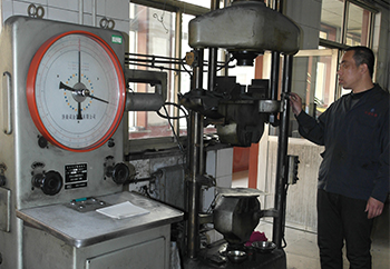 液壓式萬(wàn)能測(cè)壓機(jī)